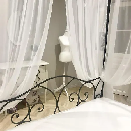 Le Secret De Louise * Épernay